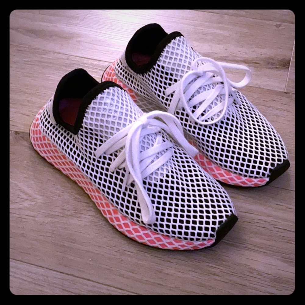 Adidas DEERUPT RUNNER SHOES Women’s